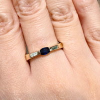 Single stone sapphire ring