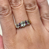 Victoriaanse ring met chrysoberyl en toermalijn