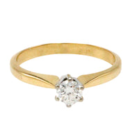 Diamond solitaire ring in 14 carat gold