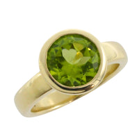 14 carat gold peridot ring