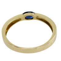 Single stone sapphire ring