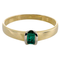 Emerald ring in 14 carat gold