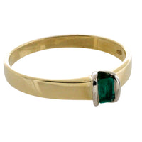 Emerald ring in 14 carat gold