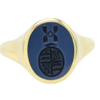 Vintage signet intaglio ring in 14 carat gold