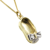 18 carat gold slipper pendant and chain