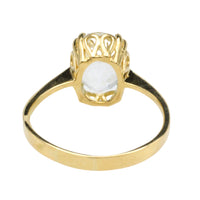 Aquamarine ring in 18 carat gold
