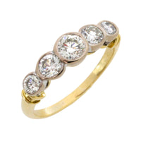 Five stone diamond ring in 18 carat gold