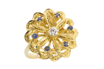 Vinatege sapphire and diamond flower ring