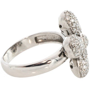 White gold flower ring with diamonds