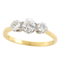 Three stone diamond ring in 18 carat gold