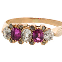 Antieke ring met robijnen en Oud-Europees geslepen diamanten