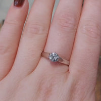 Witgouden solitair ring met diamant