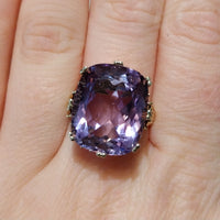 Vintage amethyst ring in 14 carat gold