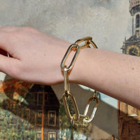 Paper clip bracelet in 14 carat gold