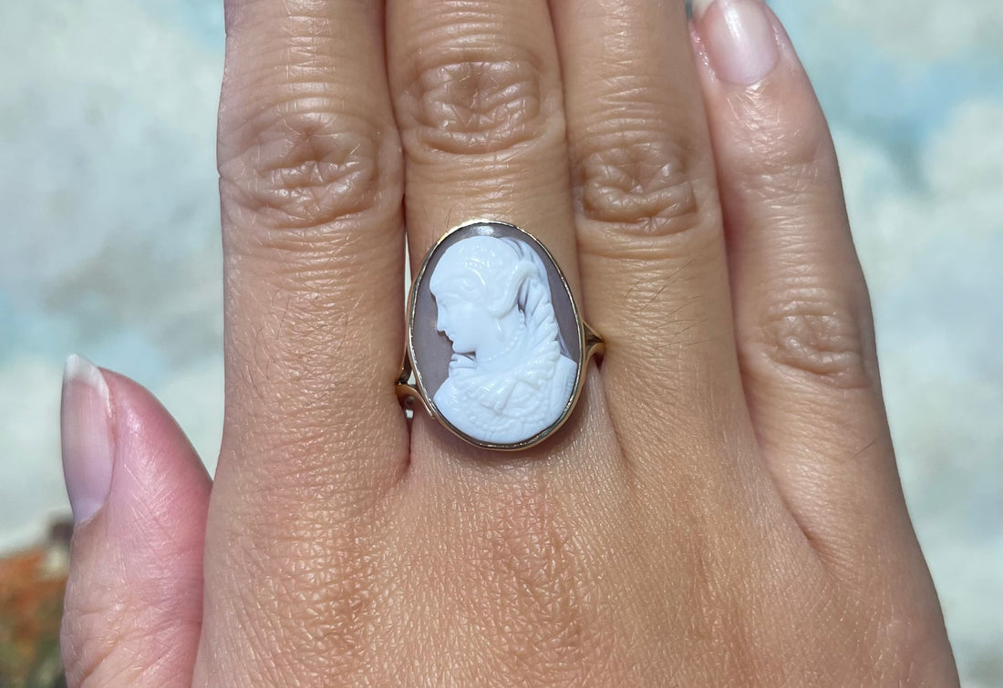 1920's cameo ring in 14 carat gold-Antique rings-The Antique Ring Shop