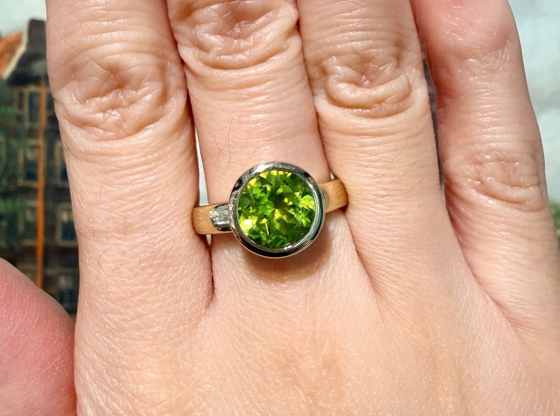 14 carat gold peridot ring-Vintage Rings-The Antique Ring Shop