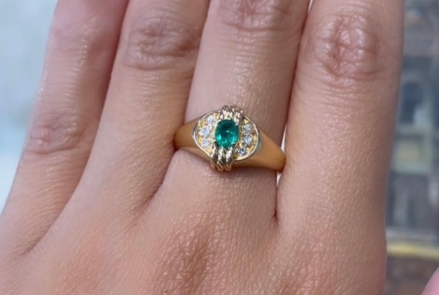 Emerald and diamond ring in 18 carat gold-vintage rings-The Antique Ring Shop