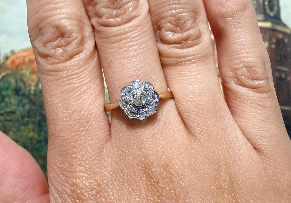 Edwardiaanse cluster ring met oud geslepen diamant