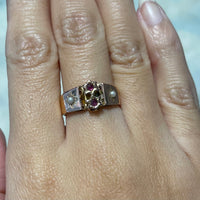 Pearl and ruby gypsy ring in 18 carat gold