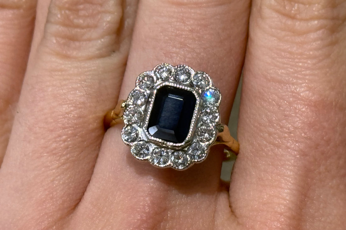 Vintage sapphire and diamond ring in 18 carat gold-Rings-The Antique Ring Shop