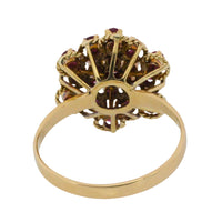 Ruby cluster ring in 18 carat gold