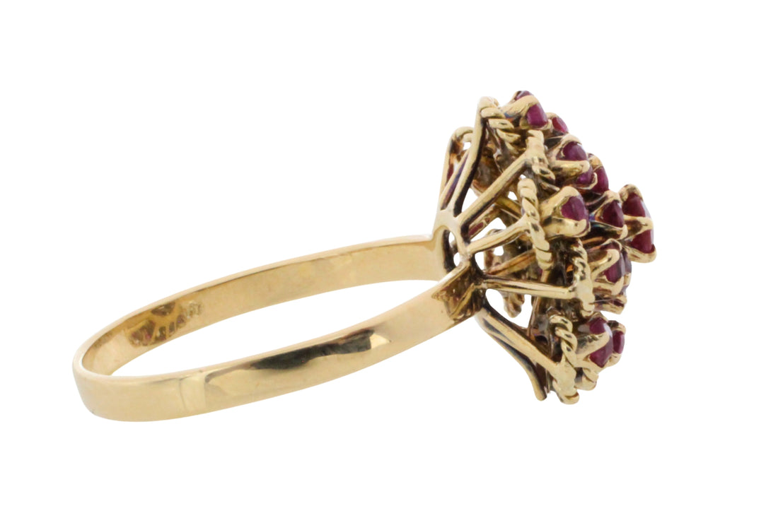 Ruby cluster ring in 18 carat gold