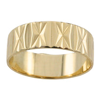 14 carat gold band with motif