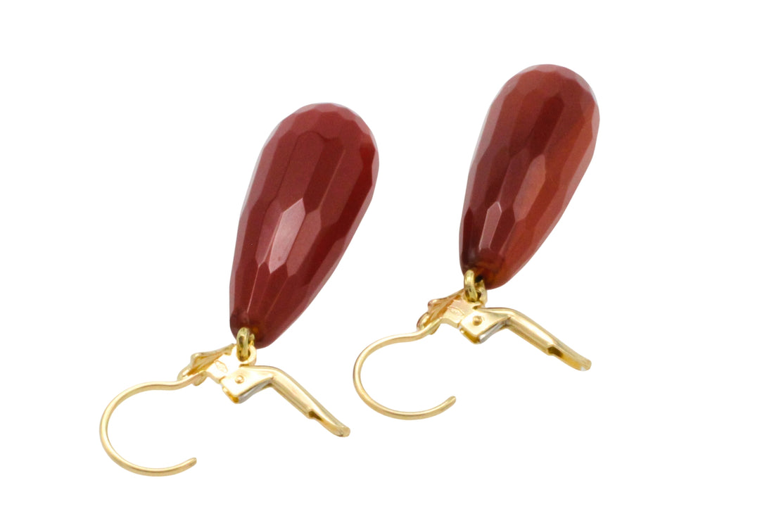 Carnelian pendant earrings in 14 carat gold
