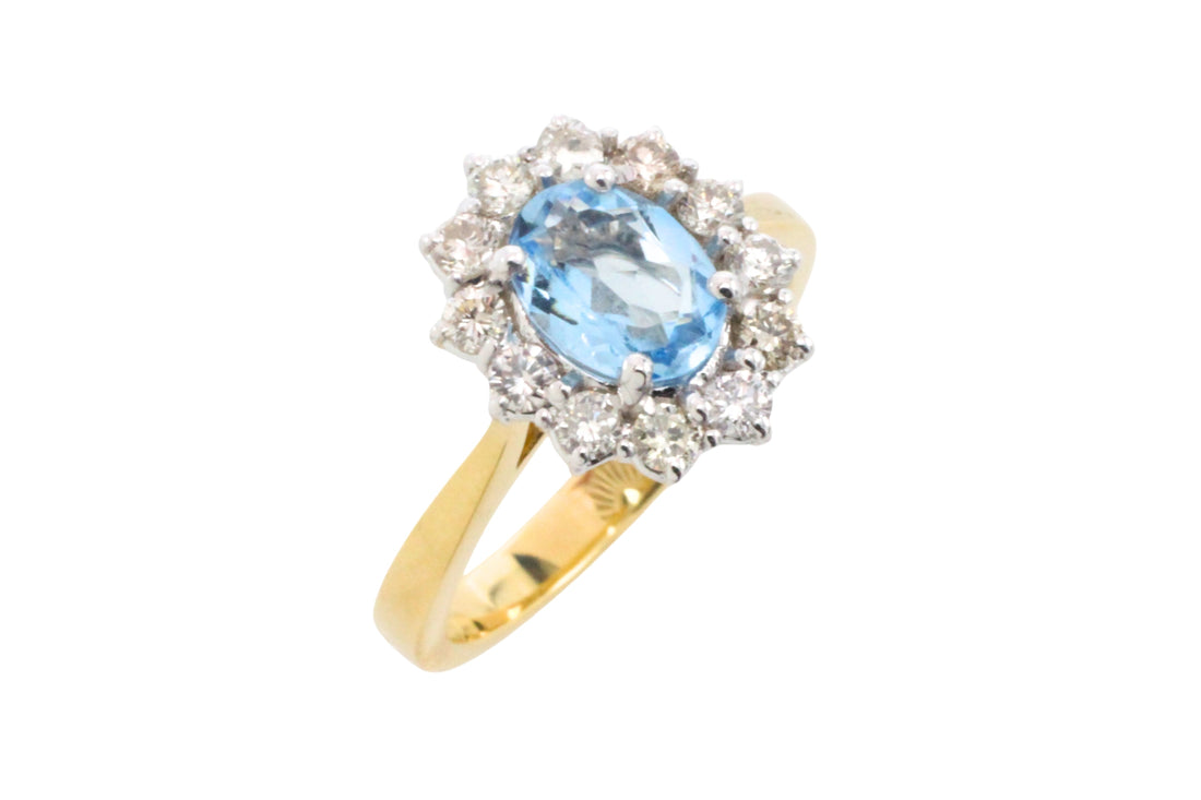 Aquamarine and diamond ring in 18 carat gold