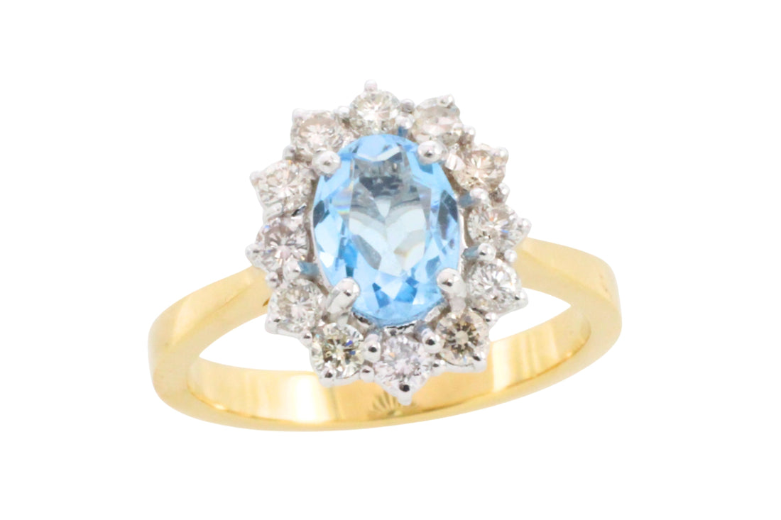 Aquamarine and diamond ring in 18 carat gold
