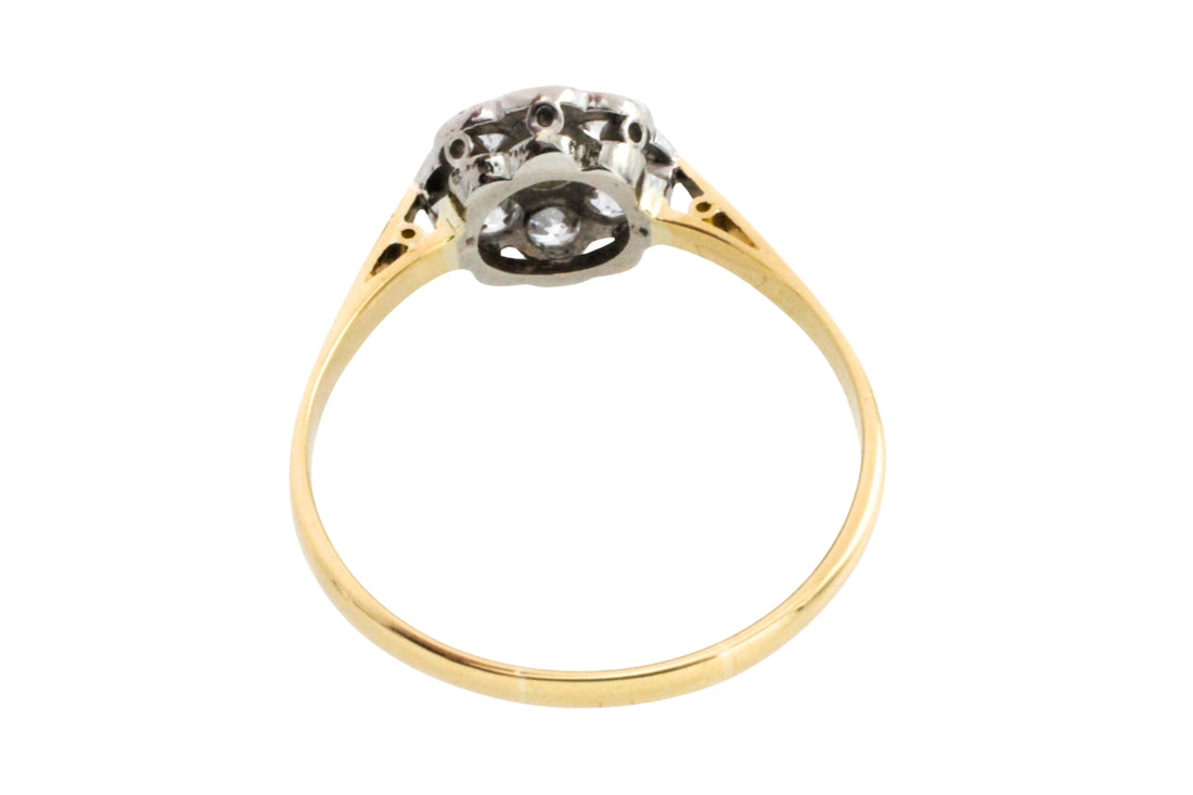 Edwardiaanse cluster ring met oud geslepen diamant
