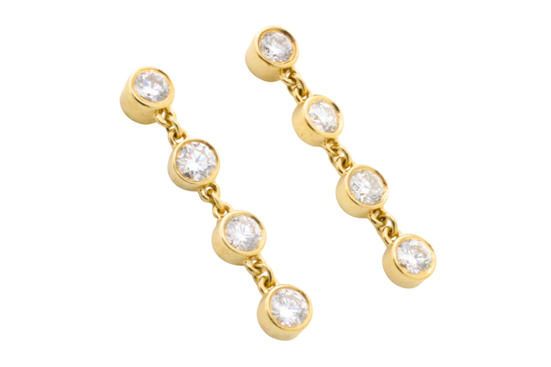 Diamond earrings in 14 carat gold