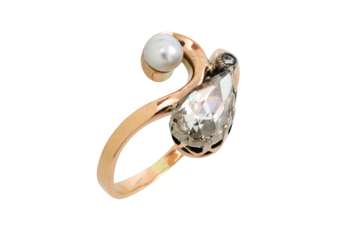 Rose diamond and pearl ring in 14 carat gold and silver