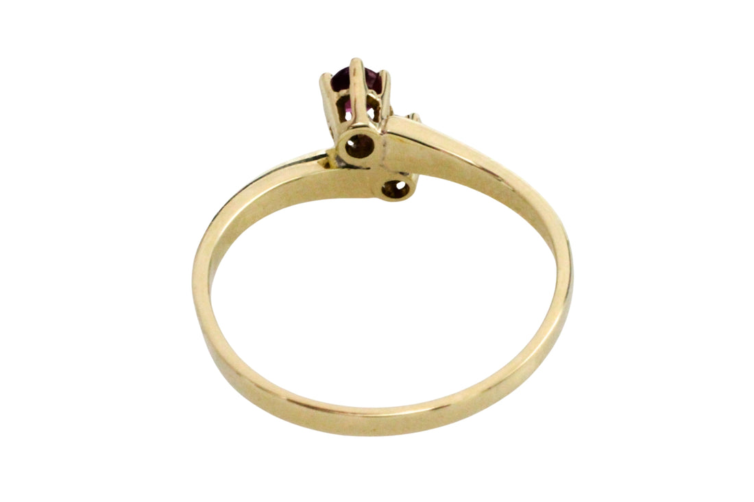 Ruby and diamond Toi et Moi ring