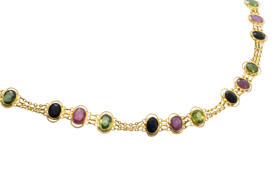 Multi gen collier in 18 carat gold