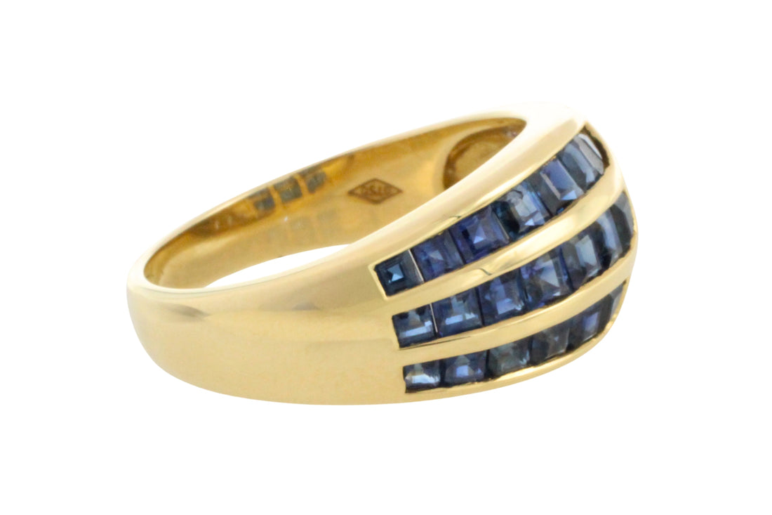 Carre sapphire and diamond ring in 18 carat gold