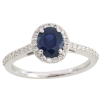 Sapphire cluster ring in 18 carat white gold