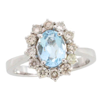 Aquamarine and diamond ring in white gold
