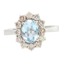 Aquamarine and diamond ring in white gold