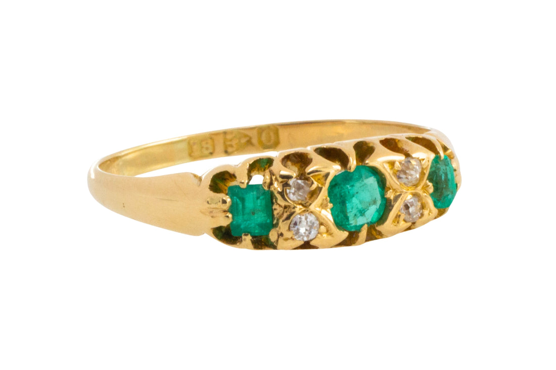 Victorian emerald and diamond ring from 1897