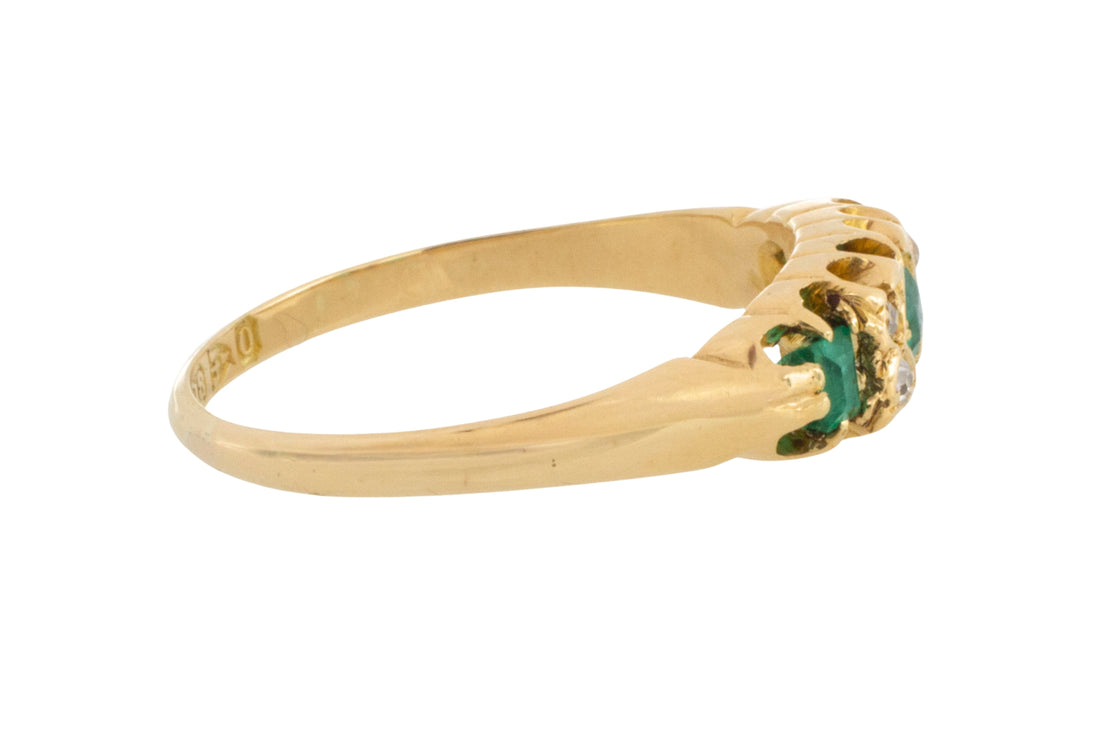 Victorian emerald and diamond ring from 1897
