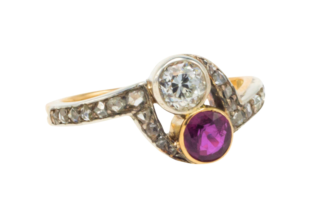 Ruby and diamond Toi et Moi ring