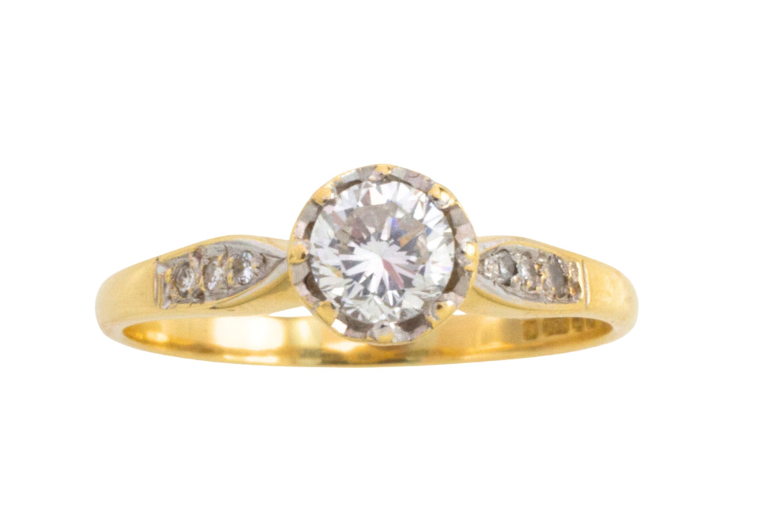 Vintage diamond ring in 18 carat gold