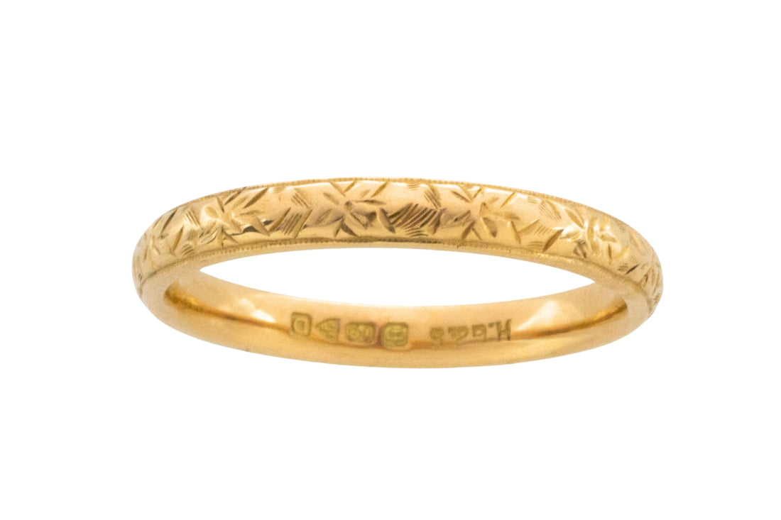 Vintage 18 carat gold band with motif-wedding rings-The Antique Ring Shop