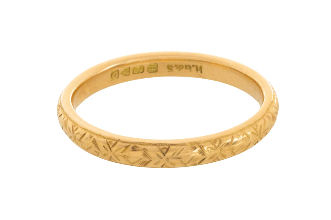 Vintage 18 carat gold band with motif-wedding rings-The Antique Ring Shop