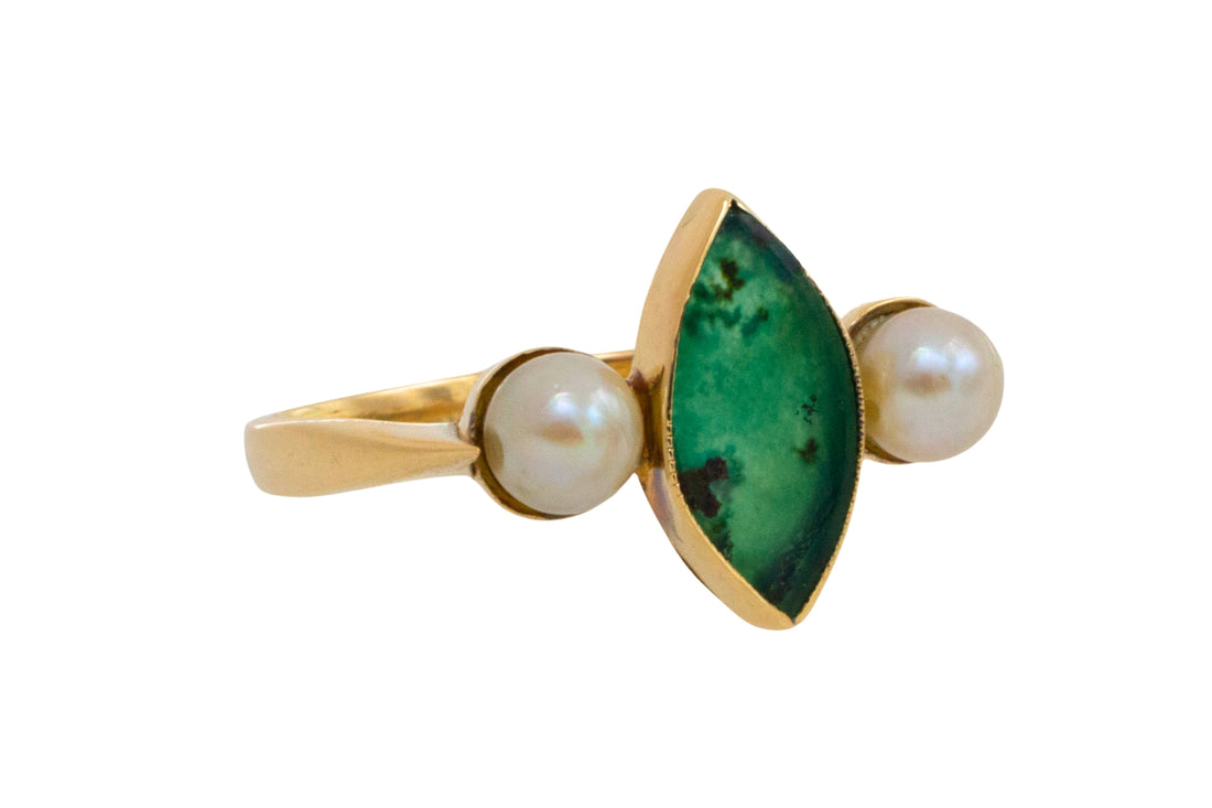 Vintage jade and pearl ring