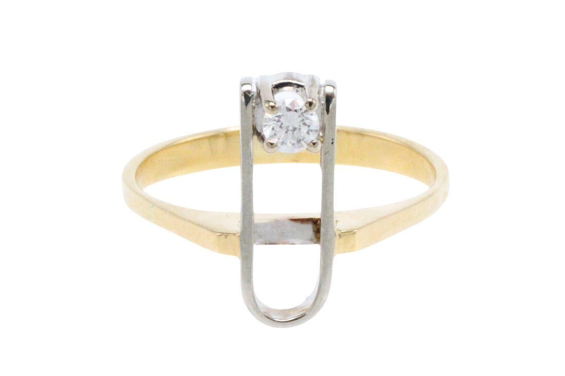 Diamond ring in yellow and white gold