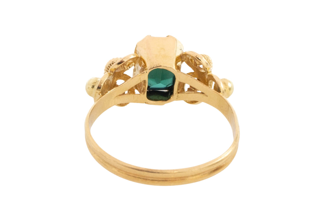 Ornate tourmaline ring in 18 carat gold