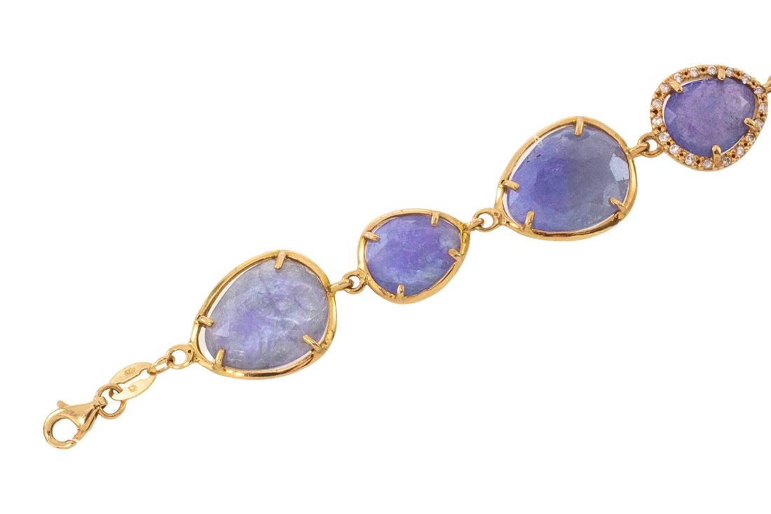 Tanzanite and diamond bracelet in 18 carat gold