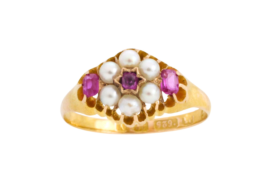 Ring met robijn en parel uit 1872